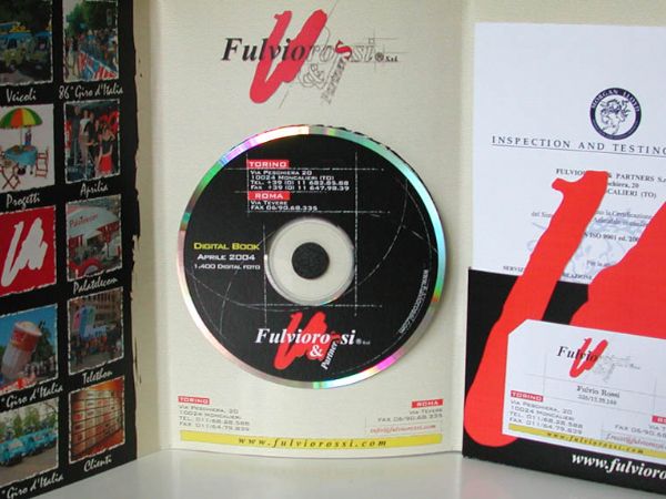 Grafica e presentazione aziendale agenzia pubblicitaria